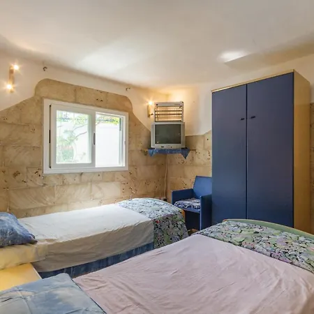 Racar Residence Apt One Step From The Beach 아파트 *