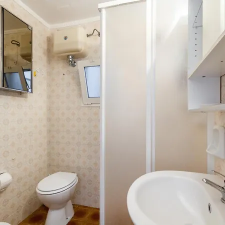 아파트 Racar Residence Apt One Step From The Beach *